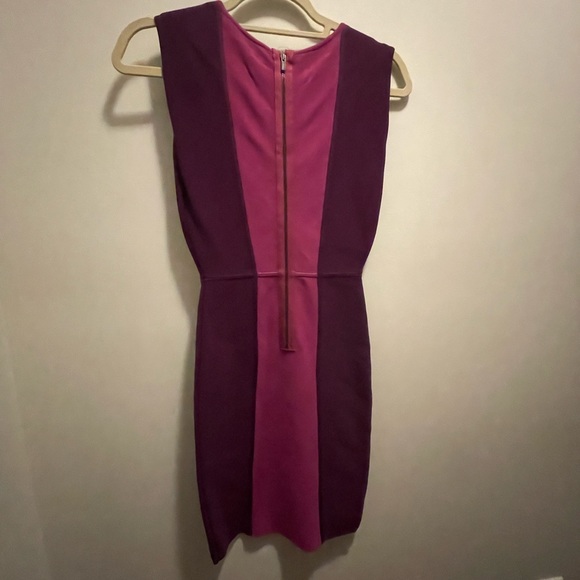 Fitted BCBG Maxazria dress. - Picture 2 of 2